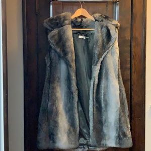 Calvin Klein 36in (3ft) sleeveless faux fur vest